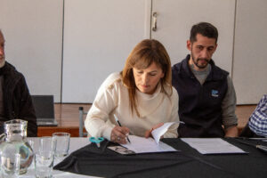 260810-APERTURA DE SOBRE EIPE (14)