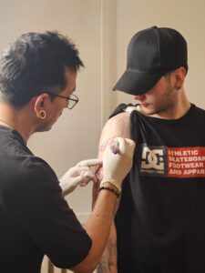 260824-TATUAJE EN VIVO (9)