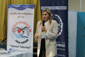 260825-ENTREGA Y PRESENTACIÓN LIBROS LA CUENCA (11)
