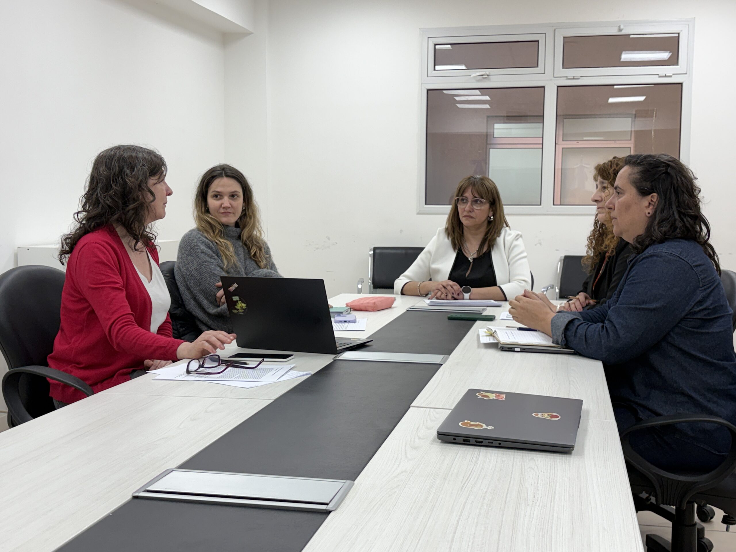260825-REUNIÓN PEREZ COMPANC (5)