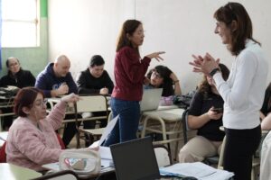 260831-TRANSFORMAR LA EDUCACIÓN SECUNDARIA (15)