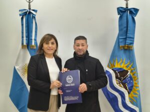 FIRMA CONVENIO KOLUEL KAIKE (9)