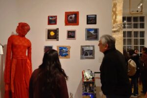 260904-MUESTRA MAEM POÉTICA DE LO DIVERSO (13)