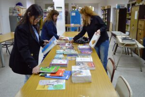 260908-ENTREGA LIBROS EPJAS (10)