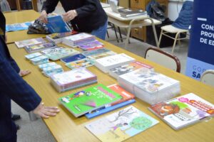 260908-ENTREGA LIBROS EPJAS (11)