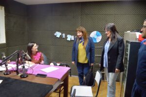 260908-ENTREGA LIBROS EPJAS (4)