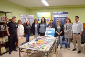 260908-ENTREGA LIBROS EPJAS (8)