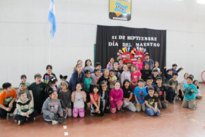 260910-ACTO DÍA DEL MAESTRO EPP 60 RÍO TURBIO (9)