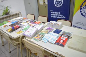 260910-ENTREGA LIBROS EPJAS RGL (5)
