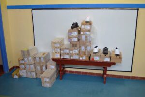 260917-ENTREGA DE ZAPATILLAS (1)