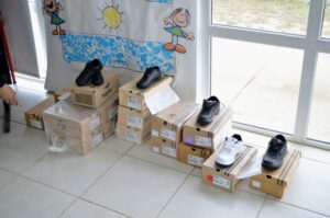 260917-ENTREGA DE ZAPATILLAS (11)