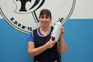260917-ENTREGA DE ZAPATILLAS (8)