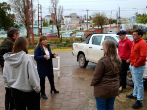 260929-RECIBIÓ A ESTUDIANTES AGROPECUARIOS (1)