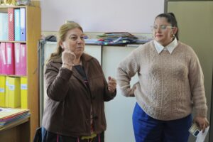 261015-ENTREGA DE ZAPATILLAS LAGO POSADAS-LOS ANTIGUOS (17)