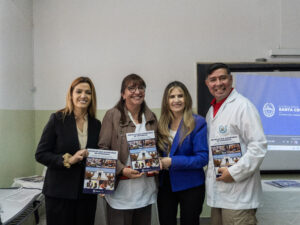 261021-ENTREGA DE GUÍA EL CALAFATE Y C (12)