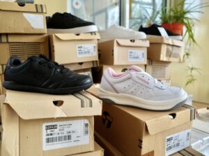261021-ENTREGA DE ZAPATILLAS CAÑADÓN SECO (4)