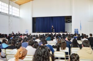 261022-AYRTON OVIEDO CHARLA (20)