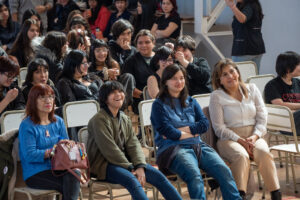 261022-AYRTON OVIEDO CHARLA (6)