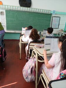261026-ENTREGA DE CUADERNILLOS APRENDER (9)