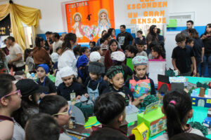 261028-EXPO COLEGIO SANTA BÁRBARA (25)