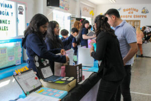 261028-EXPO COLEGIO SANTA BÁRBARA (7)