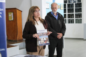 263010-ENTREGA GUÍAS RÍO TURBIO (6)